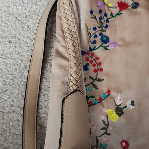 Velvet embroidered back pack/purse/bag - Picture 8 of 11